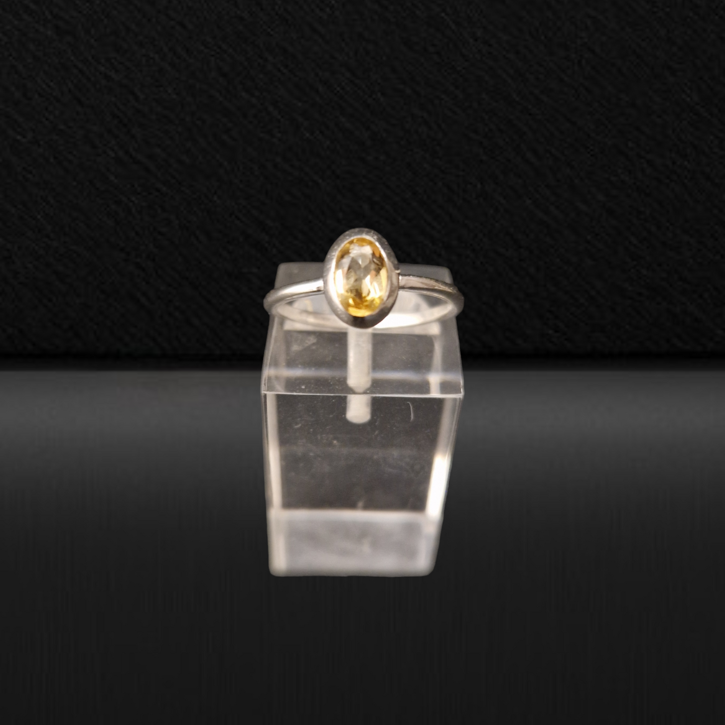 Ring Radient Charm Citrine