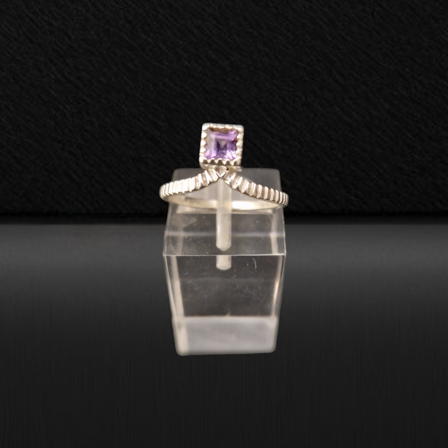 Ring Modern Majesty Amethyst