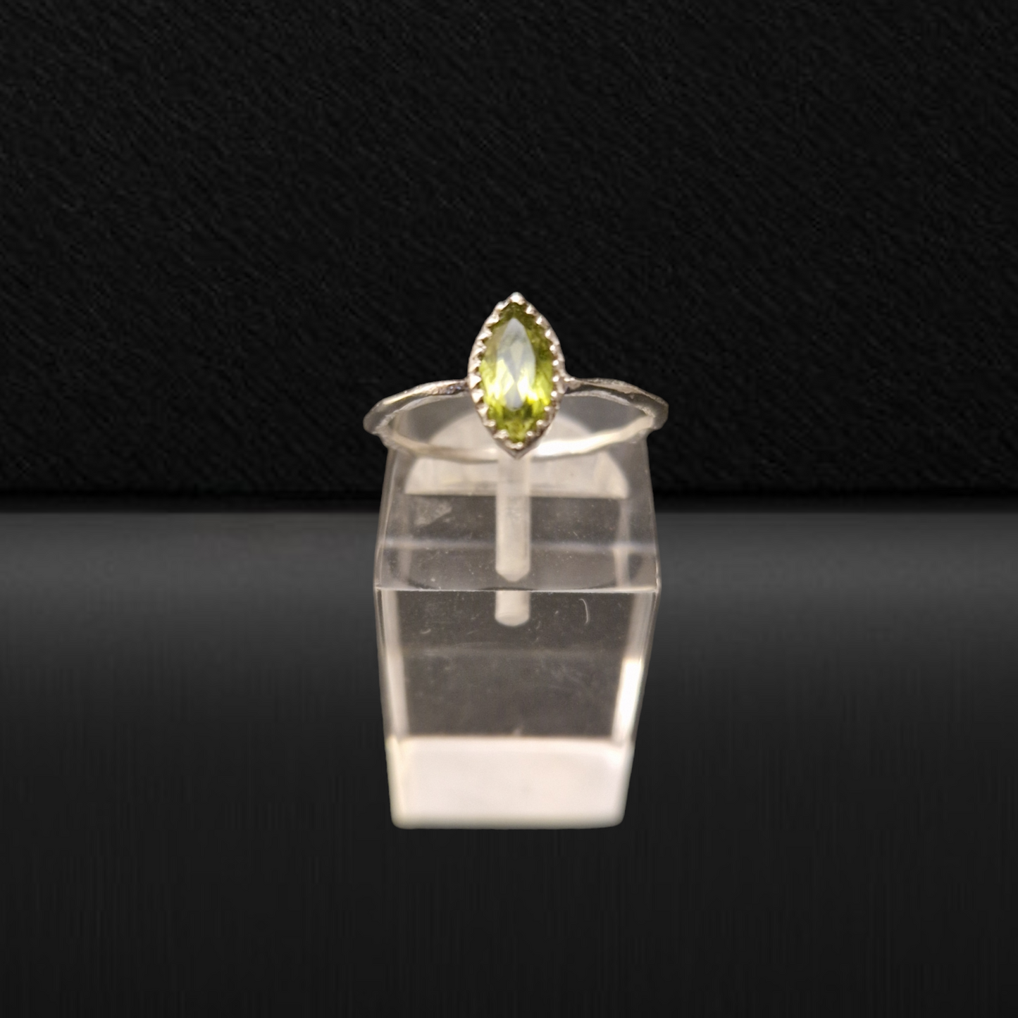 Ring Eternal Grace Peridot